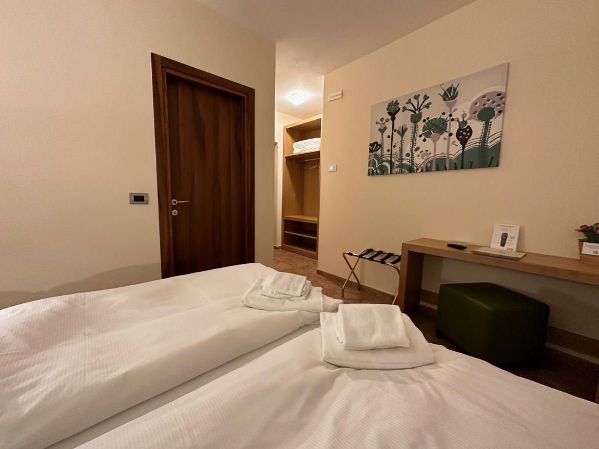 Hotel Trieste Tarvisio Esterno foto